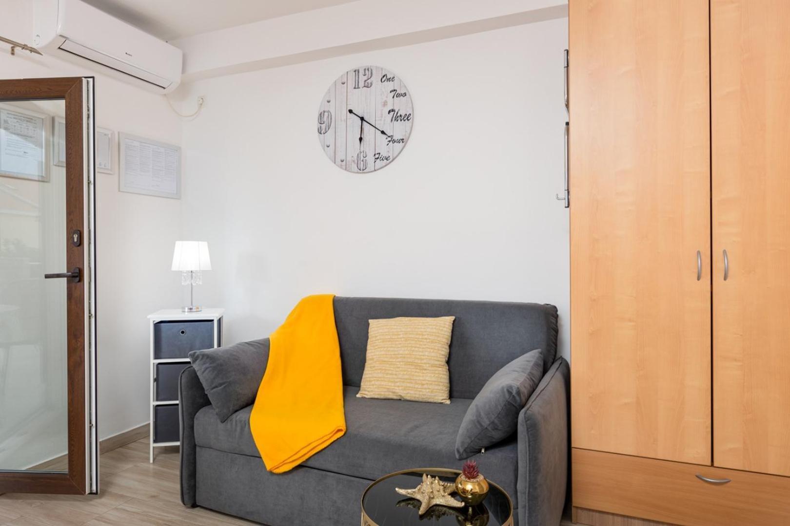 Apartments Tea Малинська Екстер'єр фото