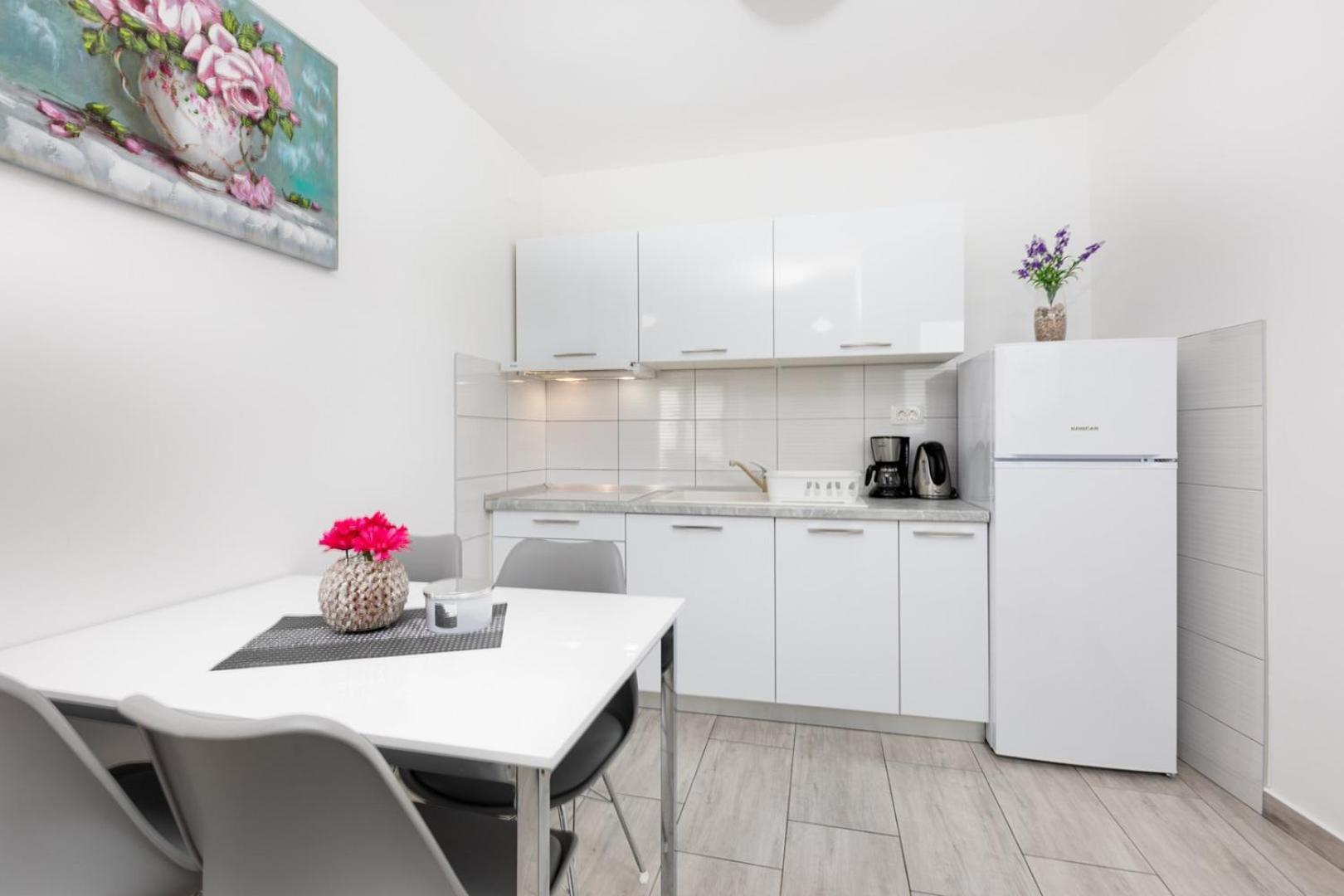 Apartments Tea Малинська Екстер'єр фото